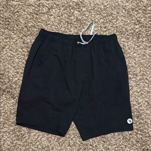 Vuori Kore Short 9” w/liner